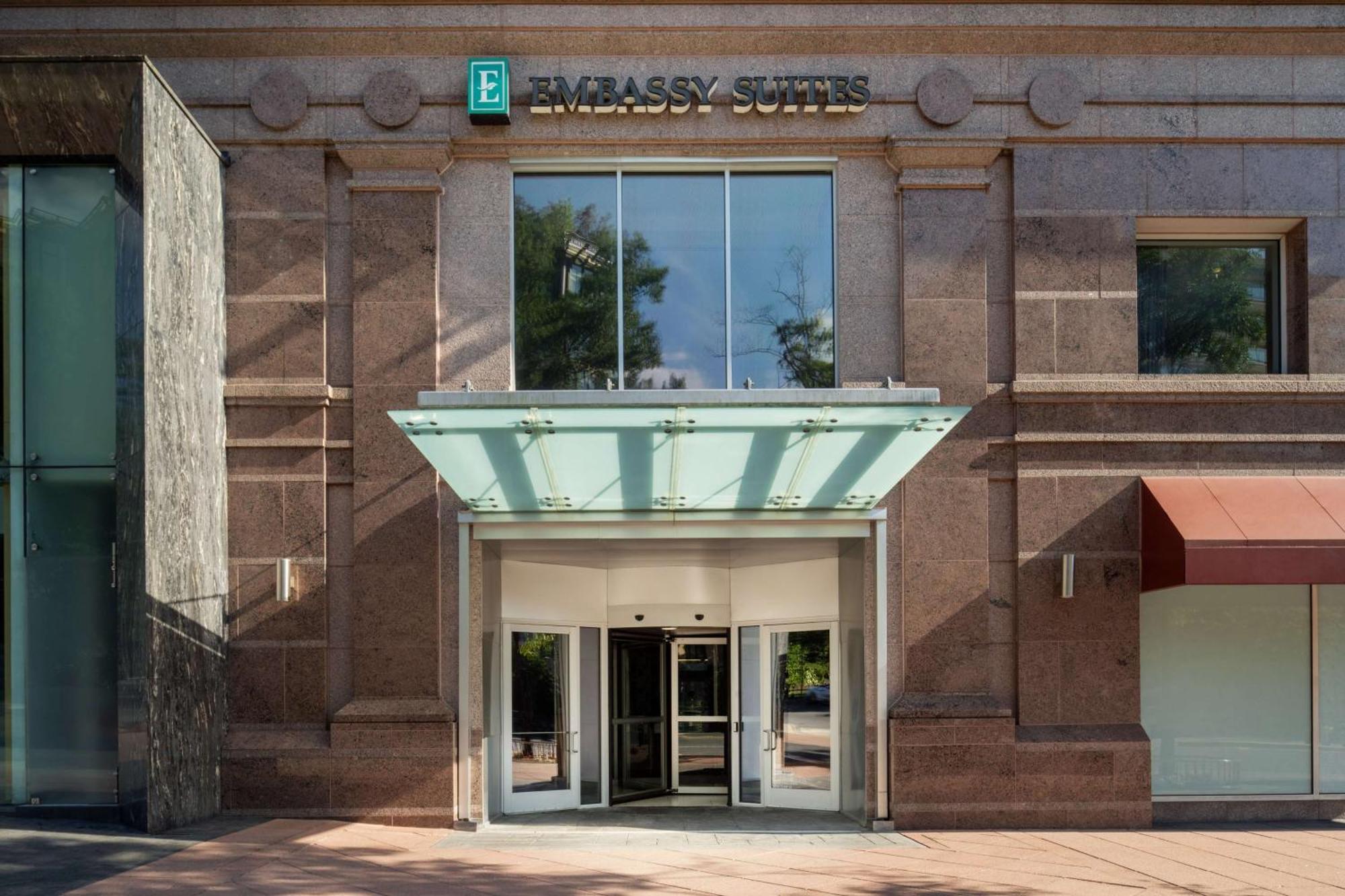 Embassy By Hilton Dc Chevy Chase Pavilion Washington