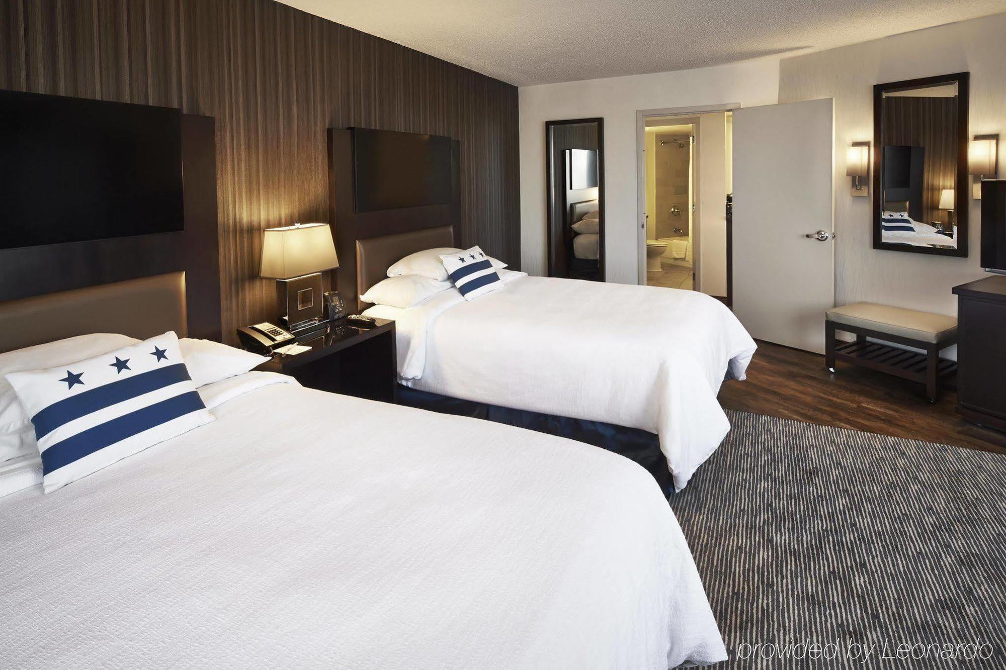 Hotel Embassy By Hilton Dc Chevy Chase Pavilion Washington